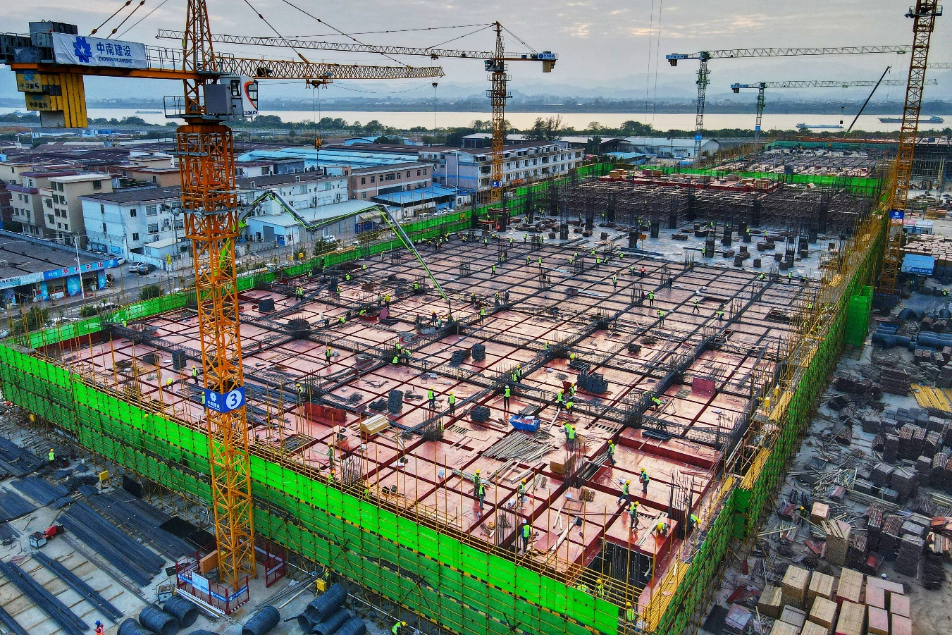 風華貼片電容代理商:肇慶市風華高科高端電容生產(chǎn)基地投資75億元 風華貼片電容代理商:肇慶市風華高科高端電容生產(chǎn)基地投資75億元